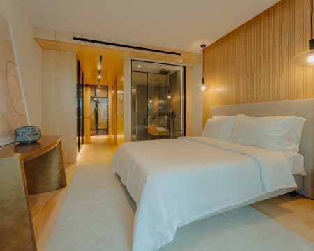 Savoy Residence | Insular